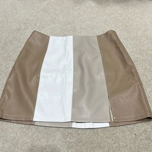LE LIS faux leather skirt - NWT